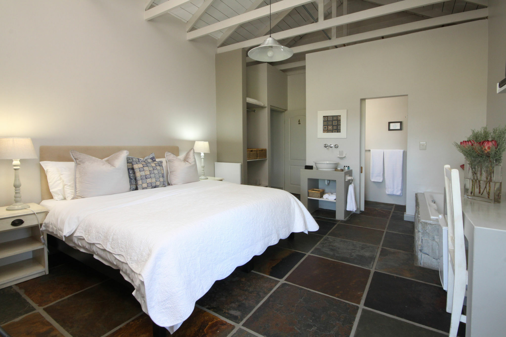 Hermanus Lodge On The Green - Solar Power Extérieur photo
