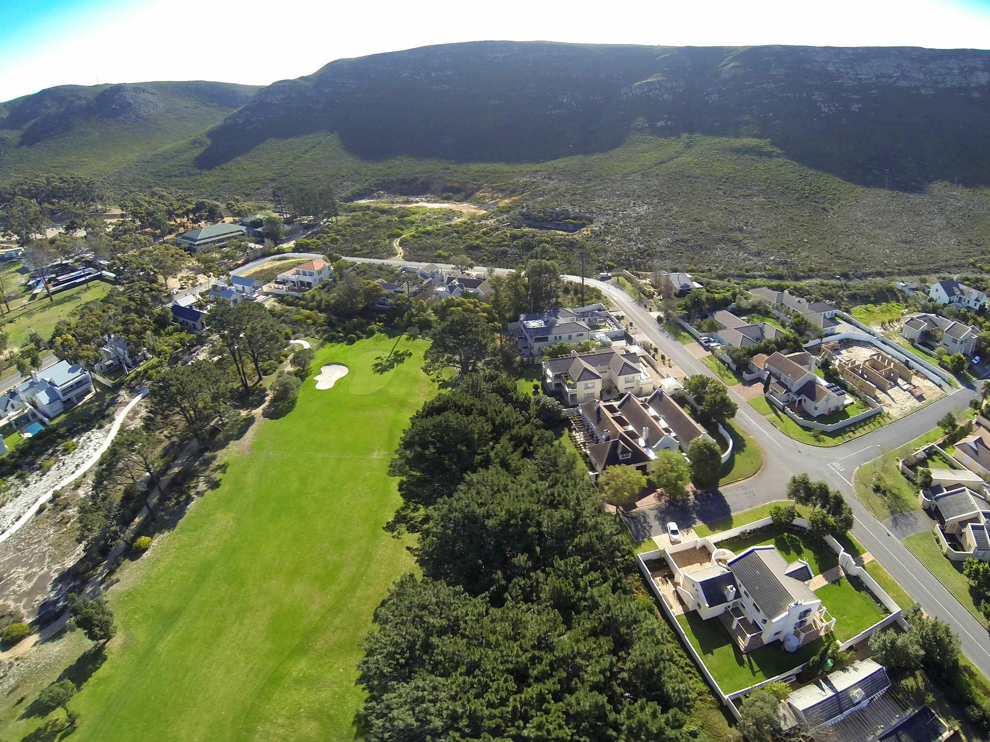 Hermanus Lodge On The Green - Solar Power Extérieur photo